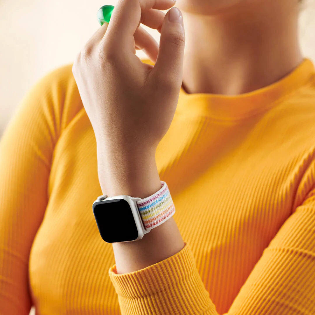 Stylish Nylon iWatch Strap with Protective Case – Fits 44mm Models