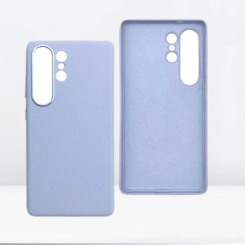 Elegant sky blue mobile covers for samsung s25 ultra made with soft touch material and perfect camera alignment.