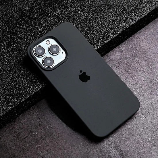Minimalist Black iphone cover cover  Sleek matte finish silicone case for a modern and stylish iPhone look.