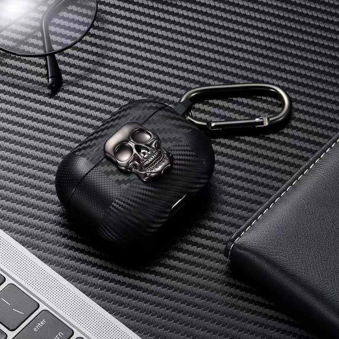 Luxury gothic style AirPods Pro cover, airpods pro 2 case designed with a 3D skull detail and metal carabiner for easy carrying.