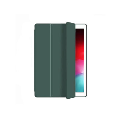 Elegant dark green iPad cover with a convenient Apple Pencil holder. Magnetic closure ensures screen protection