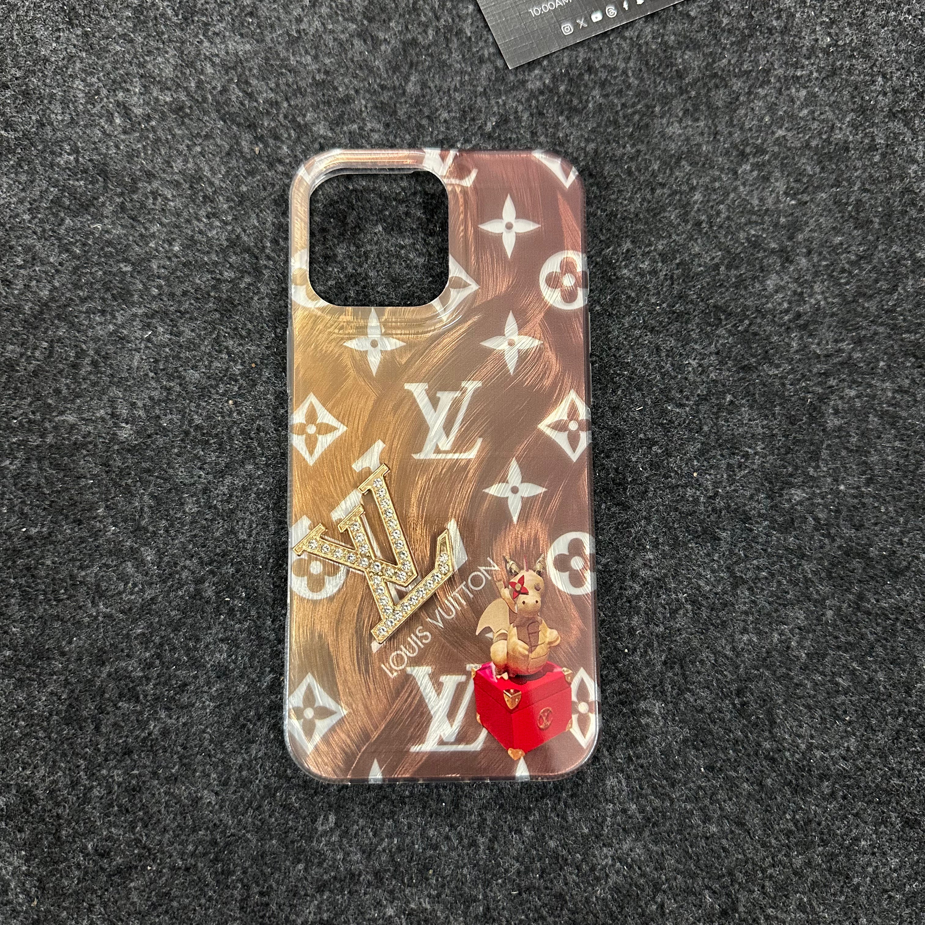 High end Apple cover with luxury branding, iphone 16 cover featuring electroplated edges and a stone embossed LV design